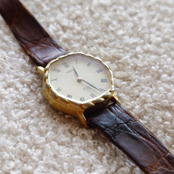 Seiko Socie 11-8370 Vintage Hand Winding Dress Watch Octagonal Case Roman Dial 2 - Picture 2 of 9